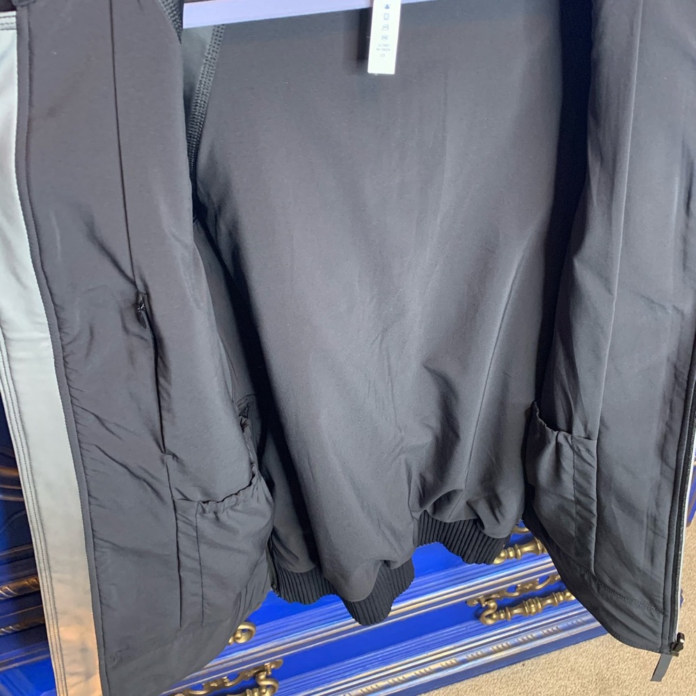 LULULEMON Fleece Sweater Jacket Zip Size 4 Small - Picture 6 of 7